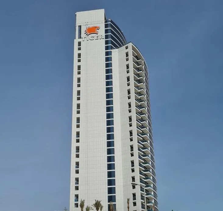 Marcopolo - Spacious Studio, Jvt, Gym & Pool Ντουμπάι 0*,